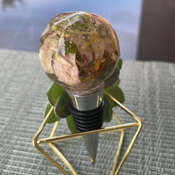 Handmade Pressed Flower Round Top Wine Stop Lavender - Picture 5 of 13